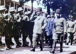 Atatürk Kanvas Tablo - Thumbnail