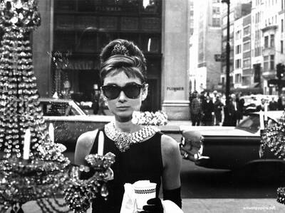 Audrey Hepburn Siyah Beyaz Kanvas Tablo