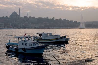 Boğaz'da Sandallar Kanvas Tablo