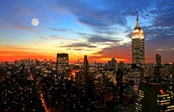 Özverler - Dolunayda New York Kanvas Tablo