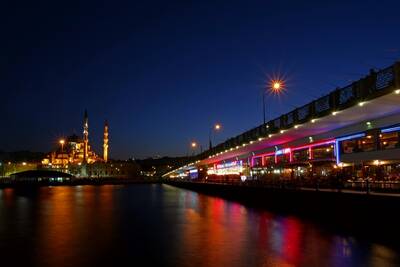 Gece Vakti Galata Köprüsü Kanvas Tablo