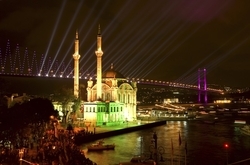 Işıklı Ortaköy Meydanı Kanvas Tablo - Thumbnail
