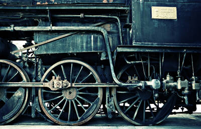 Kara Tren Kanvas Tablo
