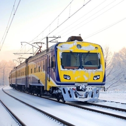 Karlar içinde Tren Kanvas Tablo - Thumbnail