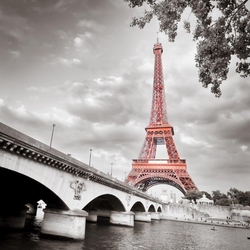 Özverler - Kızıl Eiffel Kanvas Tablo