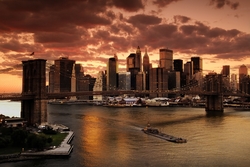 Özverler - Kızıl Gün Batımında Brooklyn Köprüsü Kanvas Tablo