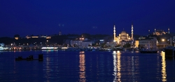 Özverler - Lacivert Gökyüzünde İstanbul Kanvas Tablo