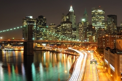Özverler - New York'ta Işıklı Yollar Kanvas Tablo