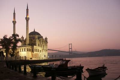 Ortaköy'de Sandal Kanvas Tablo