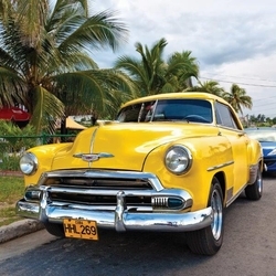 Sarı Klasik Araba Kanvas Tablo - Thumbnail