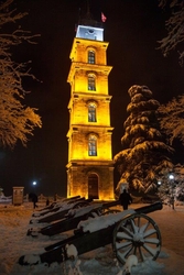 Özverler - Sarı Kule Kanvas Tablo