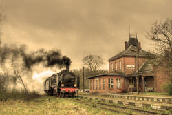 Tren ve Kasaba Kanvas Tablo