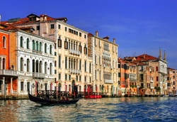 Venedik'te Binalar Kanvas Tablo - Thumbnail